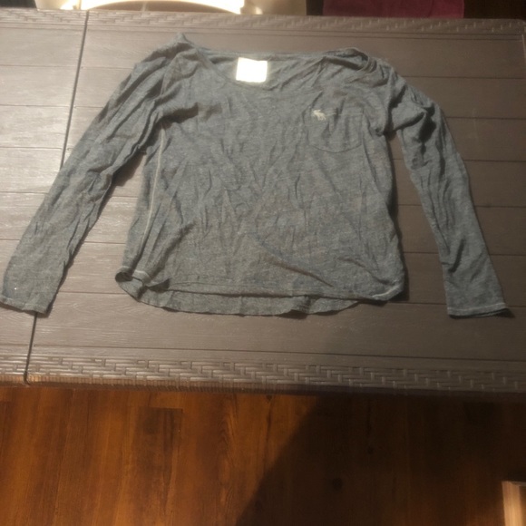 Abercrombie & Fitch Grey Long Sleeve - Picture 1 of 1